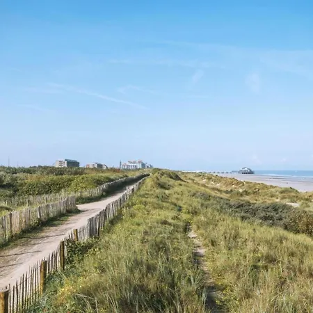 Apartament In Near The