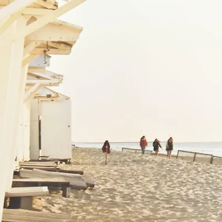 Modern In By The Seabeach Appartement